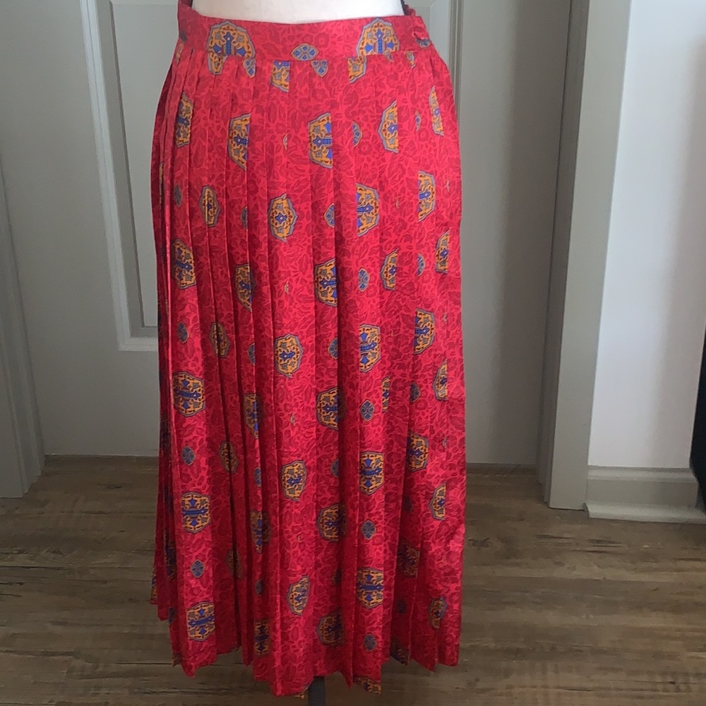 VTG Diane Von Furstenberg  Red Patterned  Pleated MIDI Skirt SZ 12  Jewel Tone